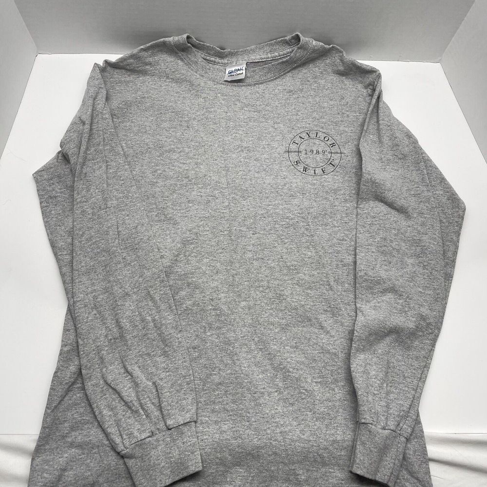 Taylor Swift The 1989 World Tour Long Sleeve Shirt - Small Gildan Concert EUC
